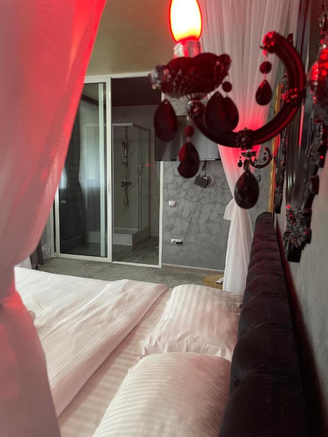 La Protap Calimanesti Hotel Buitenkant foto