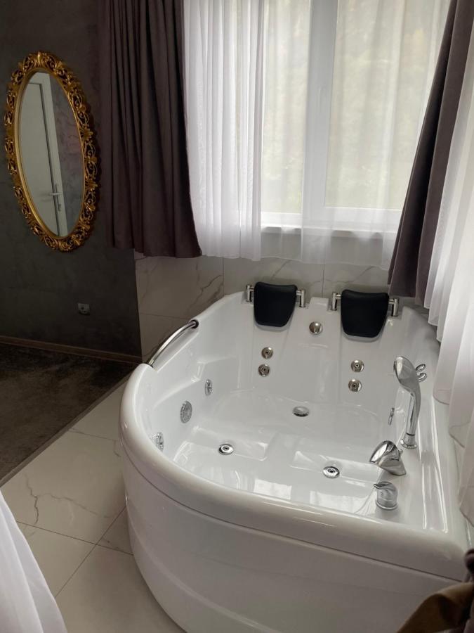 La Protap Calimanesti Hotel Buitenkant foto